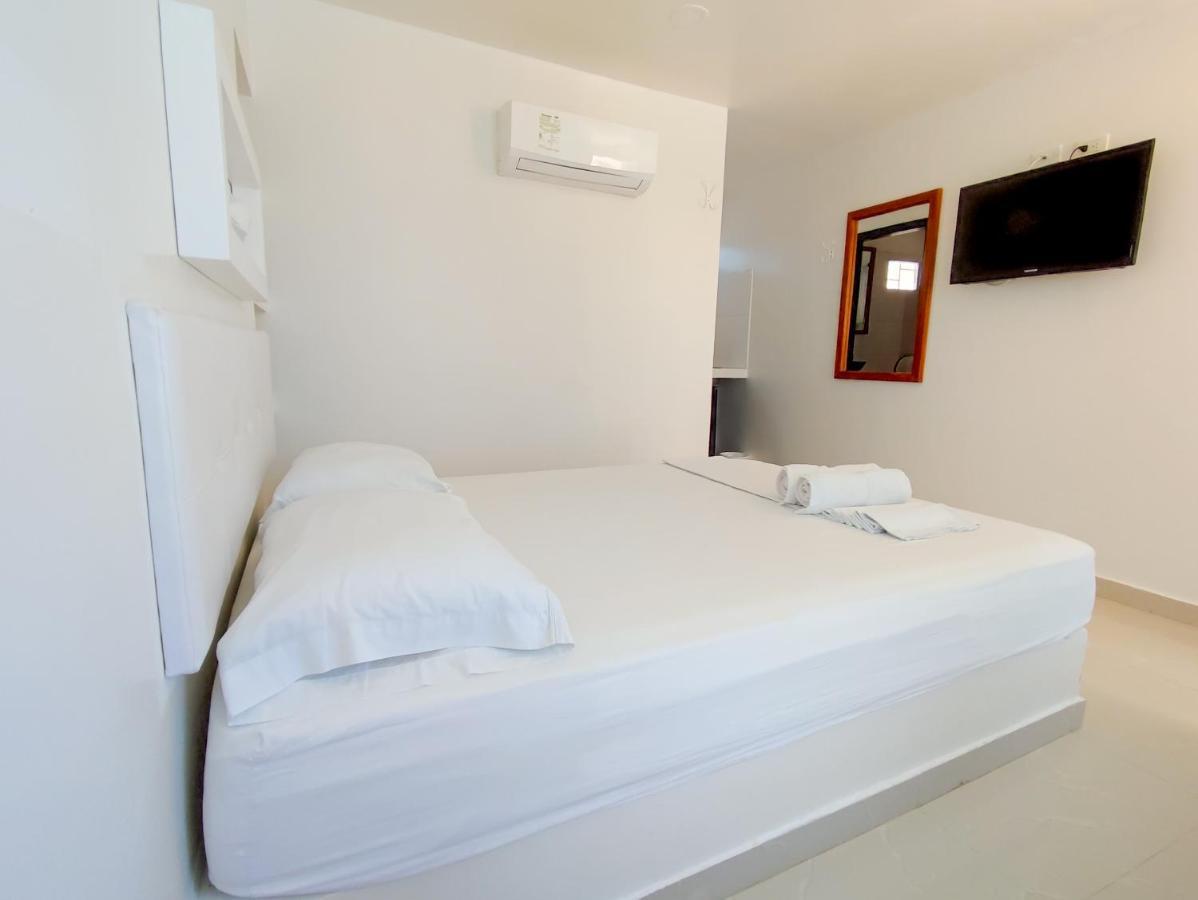 Hotel Portoalegre Ковеньяс Екстер'єр фото