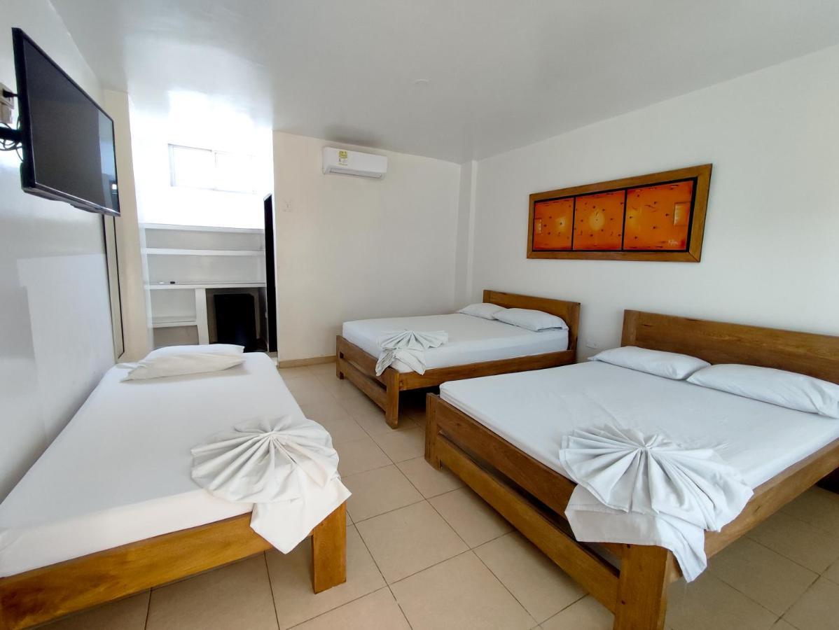 Hotel Portoalegre Ковеньяс Екстер'єр фото