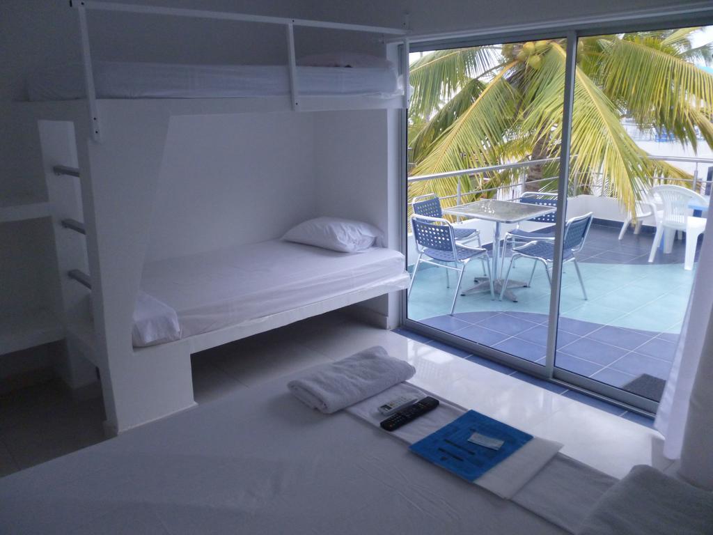 Hotel Portoalegre Ковеньяс Екстер'єр фото