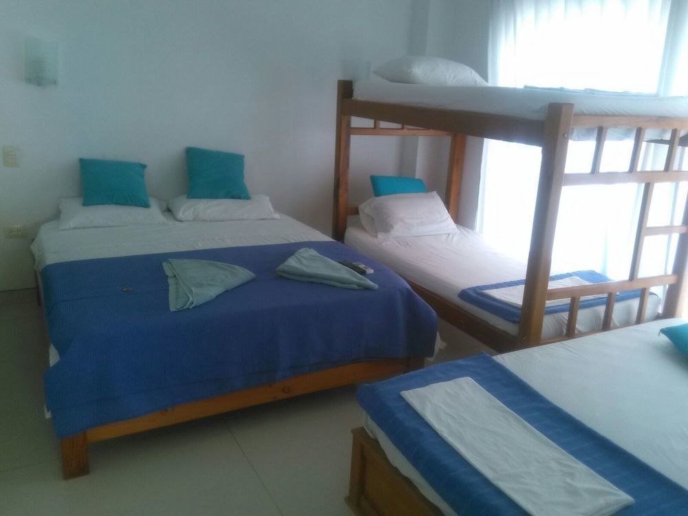 Hotel Portoalegre Ковеньяс Екстер'єр фото