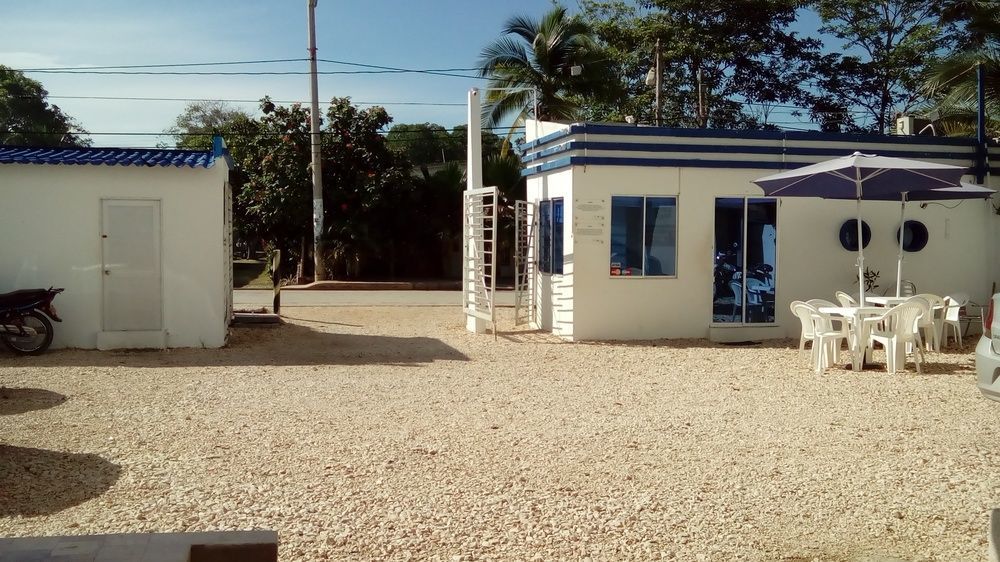 Hotel Portoalegre Ковеньяс Екстер'єр фото